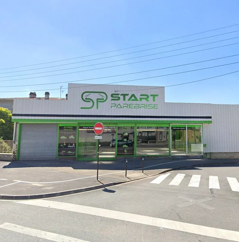 La façade du centre START PARE-BRISE, avenue de Sainte-Menehould à Châlons-en-Champagne